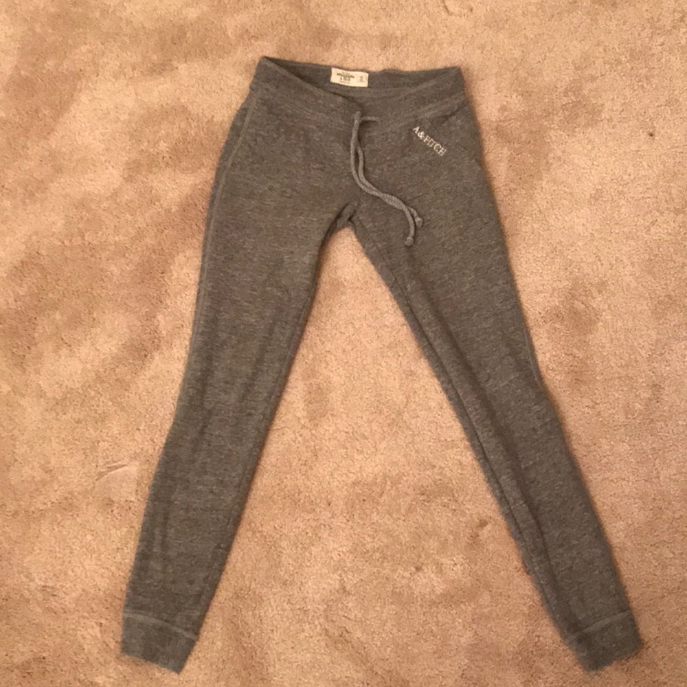 Abercrombie and Fitch size xs